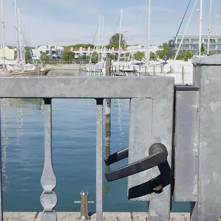 Brama Village アプリーリア・マリッティマ